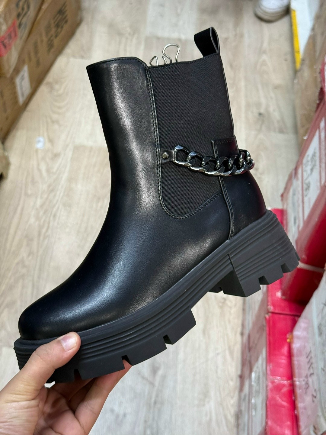 ,женские ботинки, женская,ботинки стильные,демисезонная