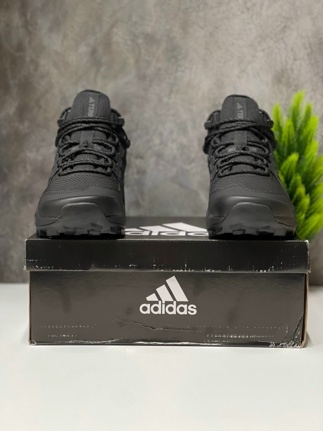 кроссовки adidas terrex,кроссовки adidas gore tex мужские модель 2025 год,кроссовки мужские adidas,кроссовки мужские adidas terrex,ботинки adidas terrex