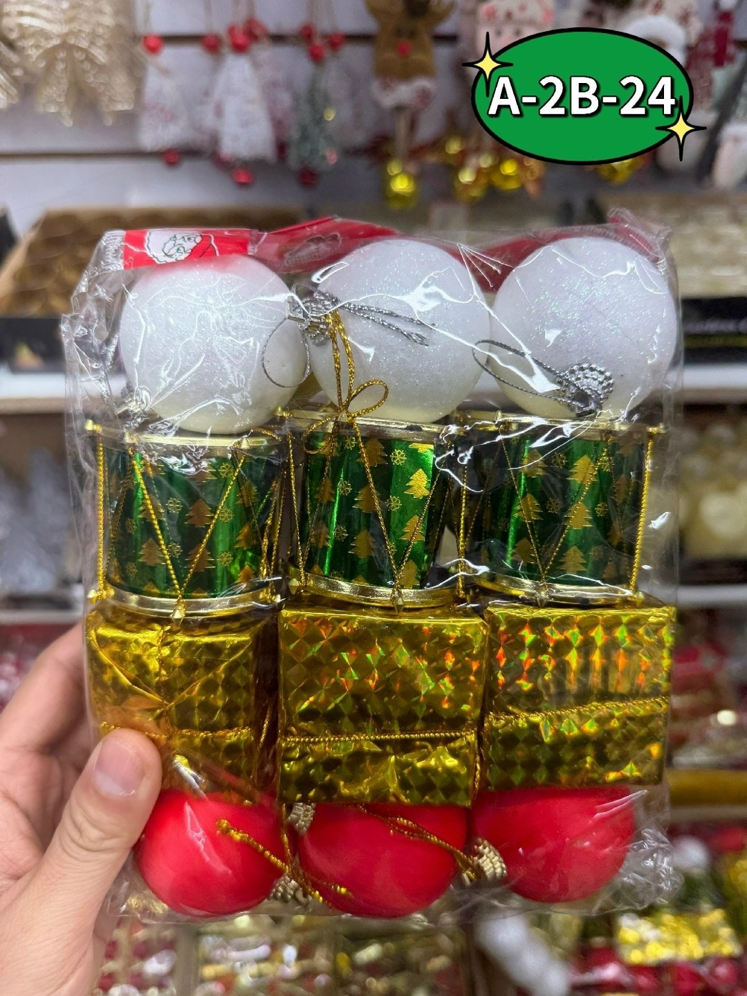 набор елочных украшения,набор новогодних украшений,набор елочных украшений 12 шт,новогодние наборы,наборе елочных игрушек