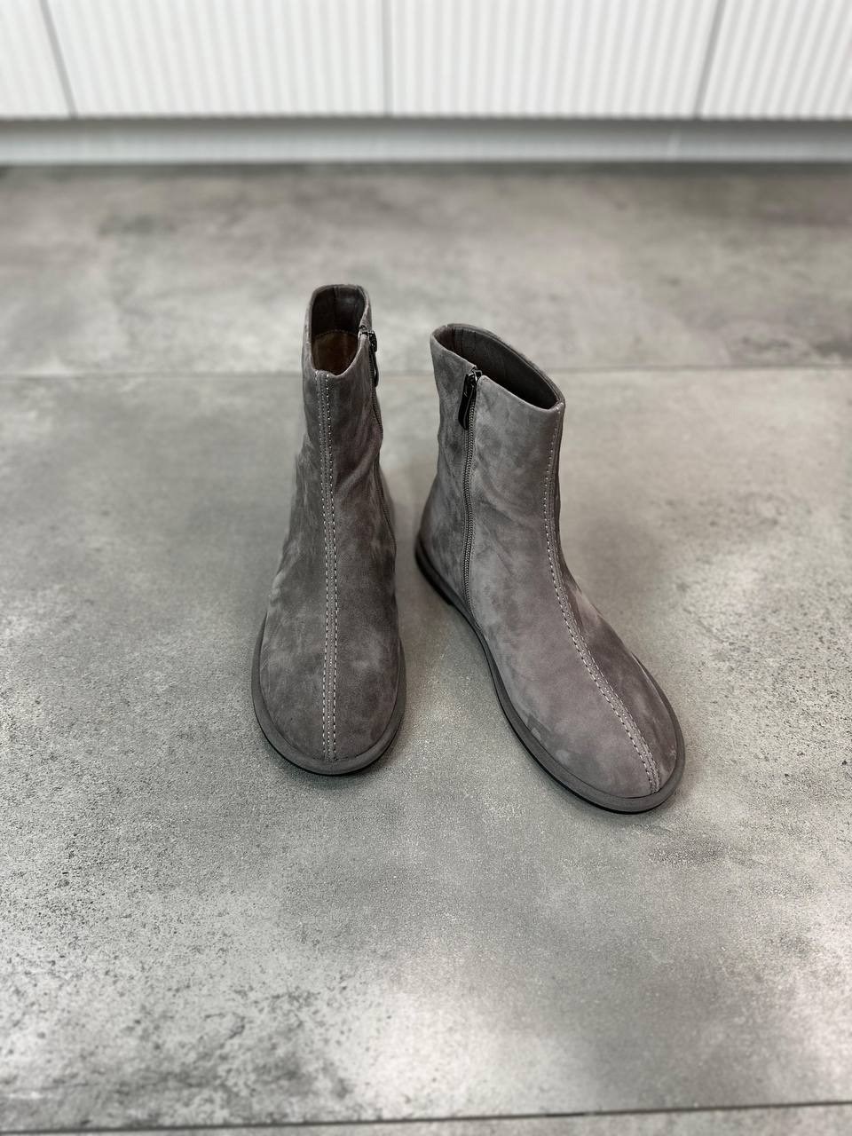 женские джинсы,женские ботильоны,широкие джинсы,ботильоны модные,джинсы повседневные