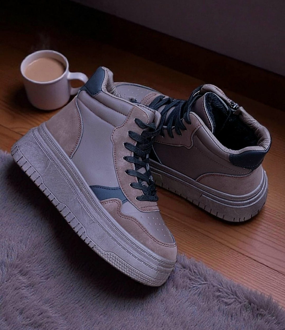 ,кроссовки женскиe,высокие кроссовки, женская,спортивная