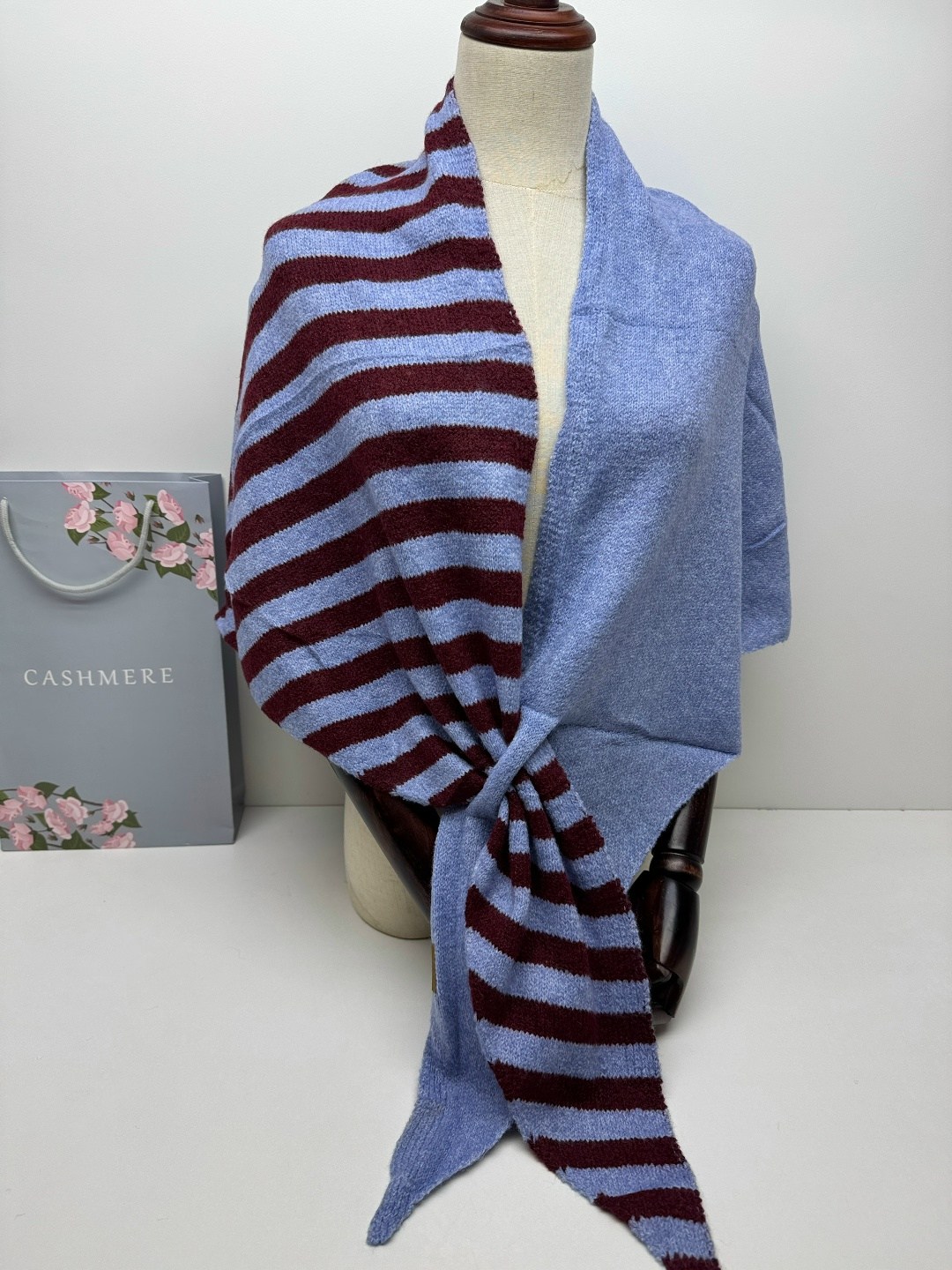 шарфы для женщин,шарф женские,вязаные шарфы,шарф пончо,накидка вязаная