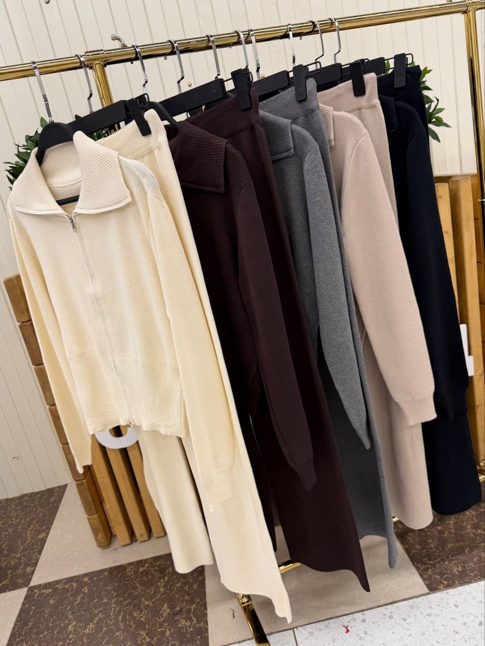 спортивный костюм brunello cucinelli,костюм brunello cucinelli,трикотажные костюмы,кашемировый костюм,вязаные костюмы