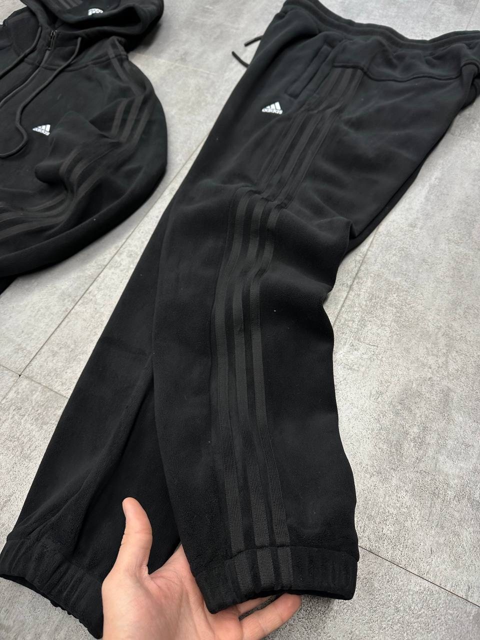 спортивные костюм,спортивные костюмы на флисе,спортивный костюм adidas,спортивные штаны adidas,флисовые костюмы