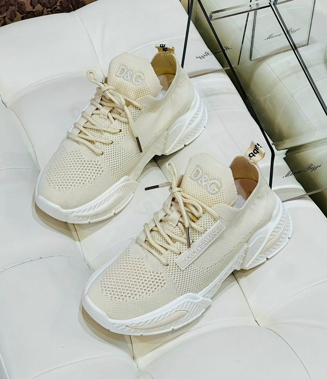 кроссовки,кроссовки женскиe,кроссовки модные,спортивная ,кроссовки для женщин