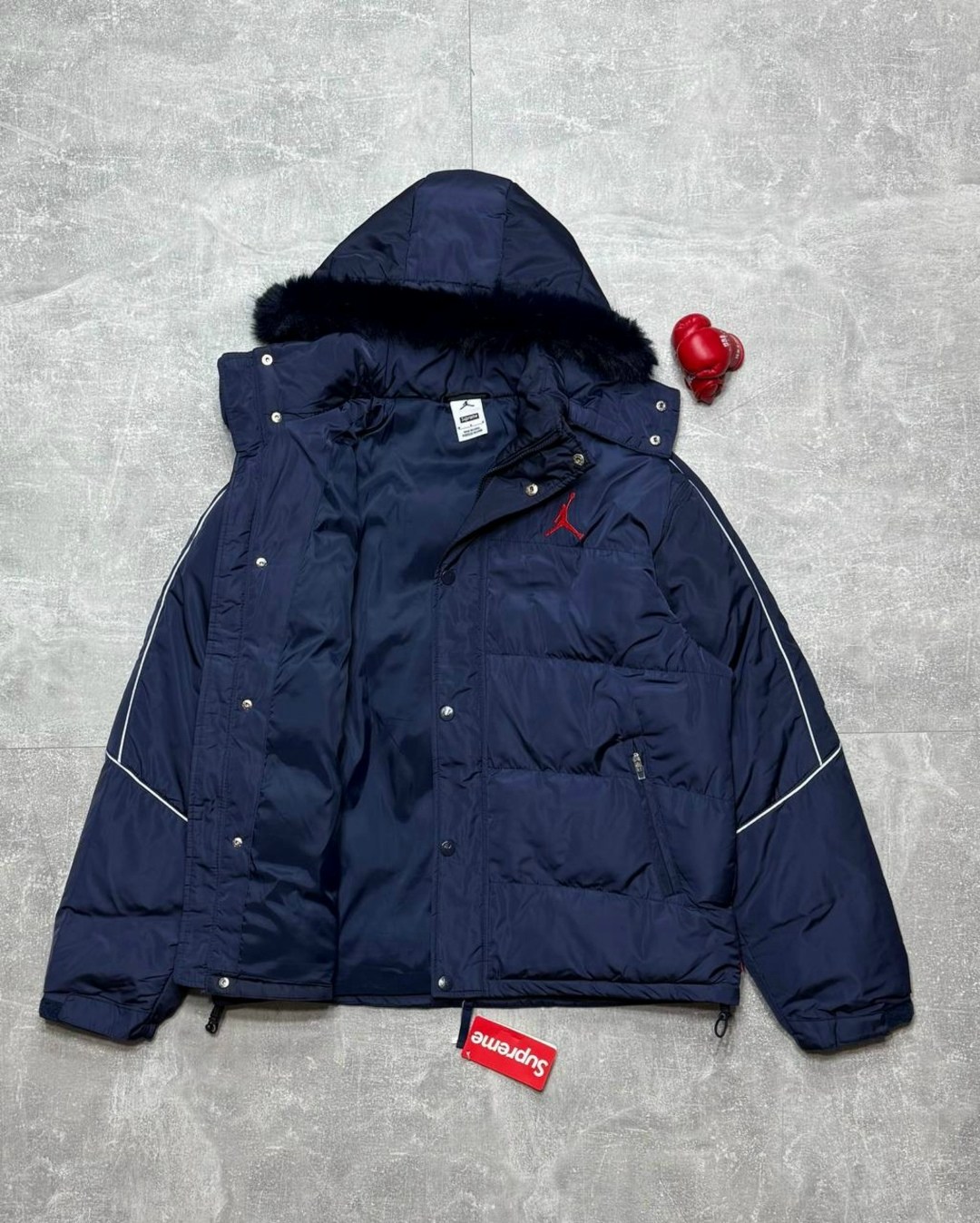 пуховик supreme,пуховик supreme x jordan,пуховик jordan supreme,куртка supreme,пуховик суприм