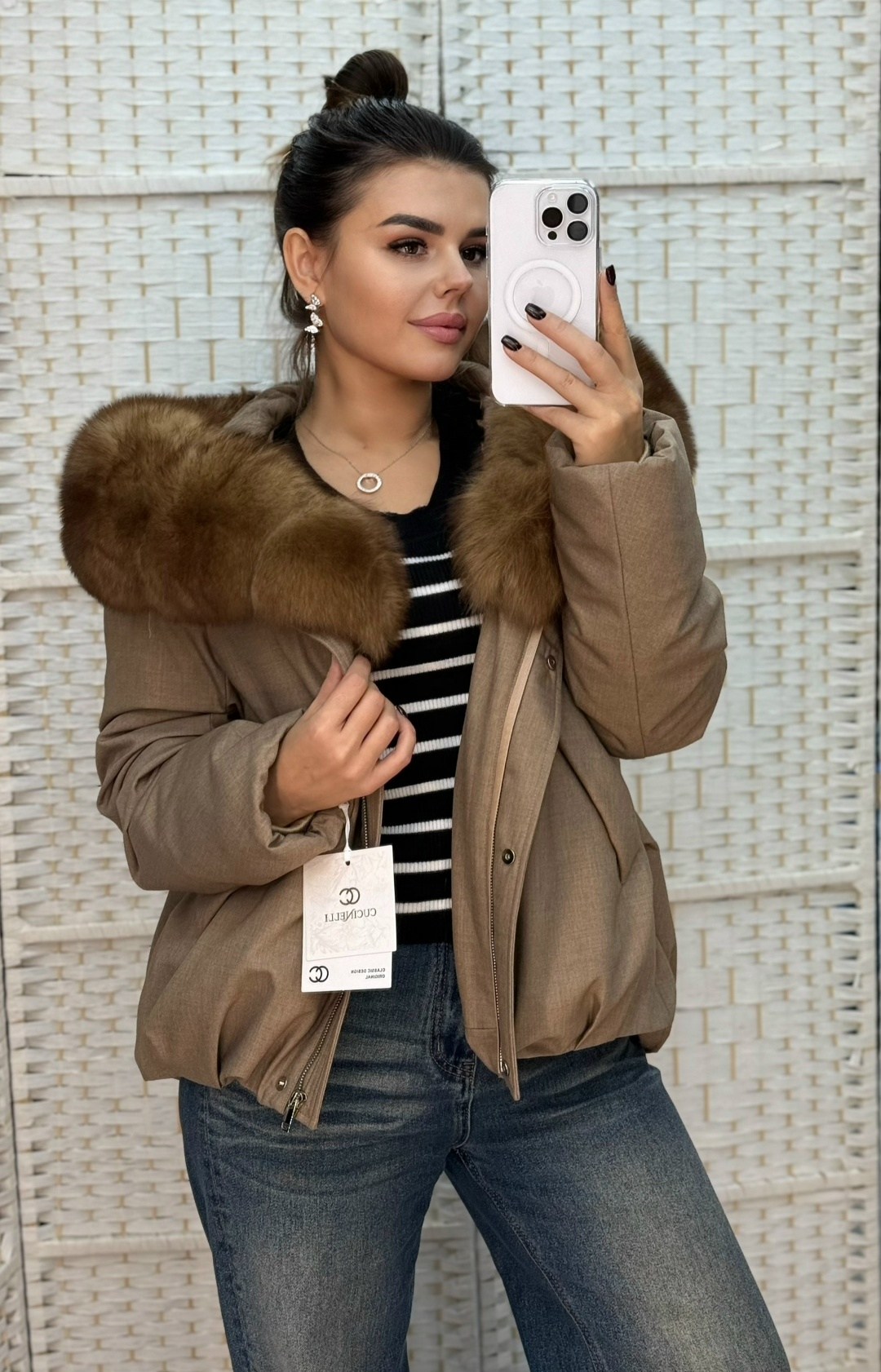 стильные пуховики,пуховики с натуральным мехом,пуховики с мехом,пуховик женский,куртка с мехом