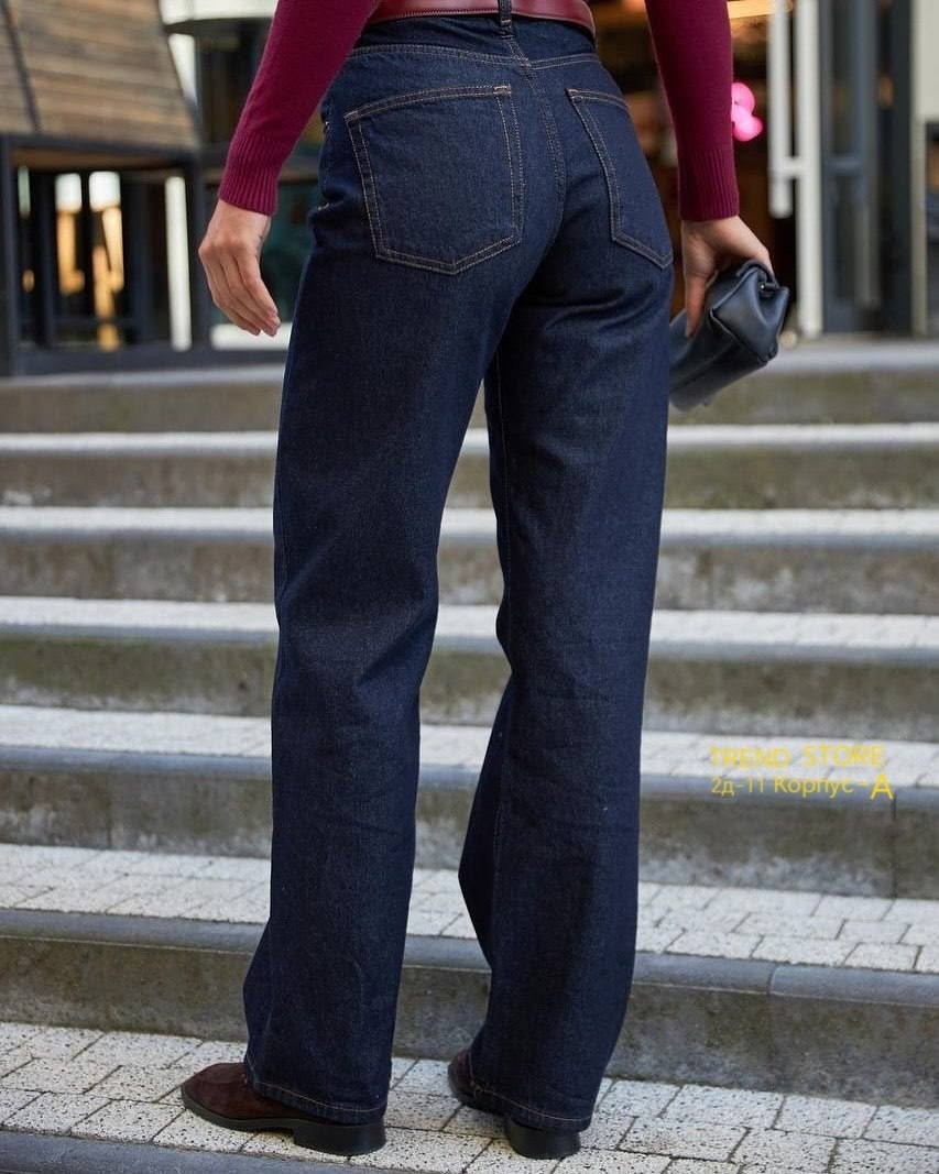 женские джинсы клеш,модные брюки,женские джинсы,джинсах,джинсы прямого кроя