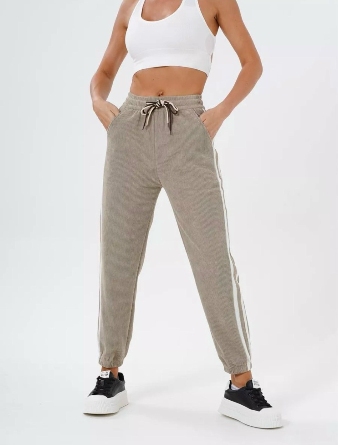 спортивные брюки,брюки джоггеры,штаны джоггеры,брюки спортивные женская,брюки женские джоггеры свободные широкие