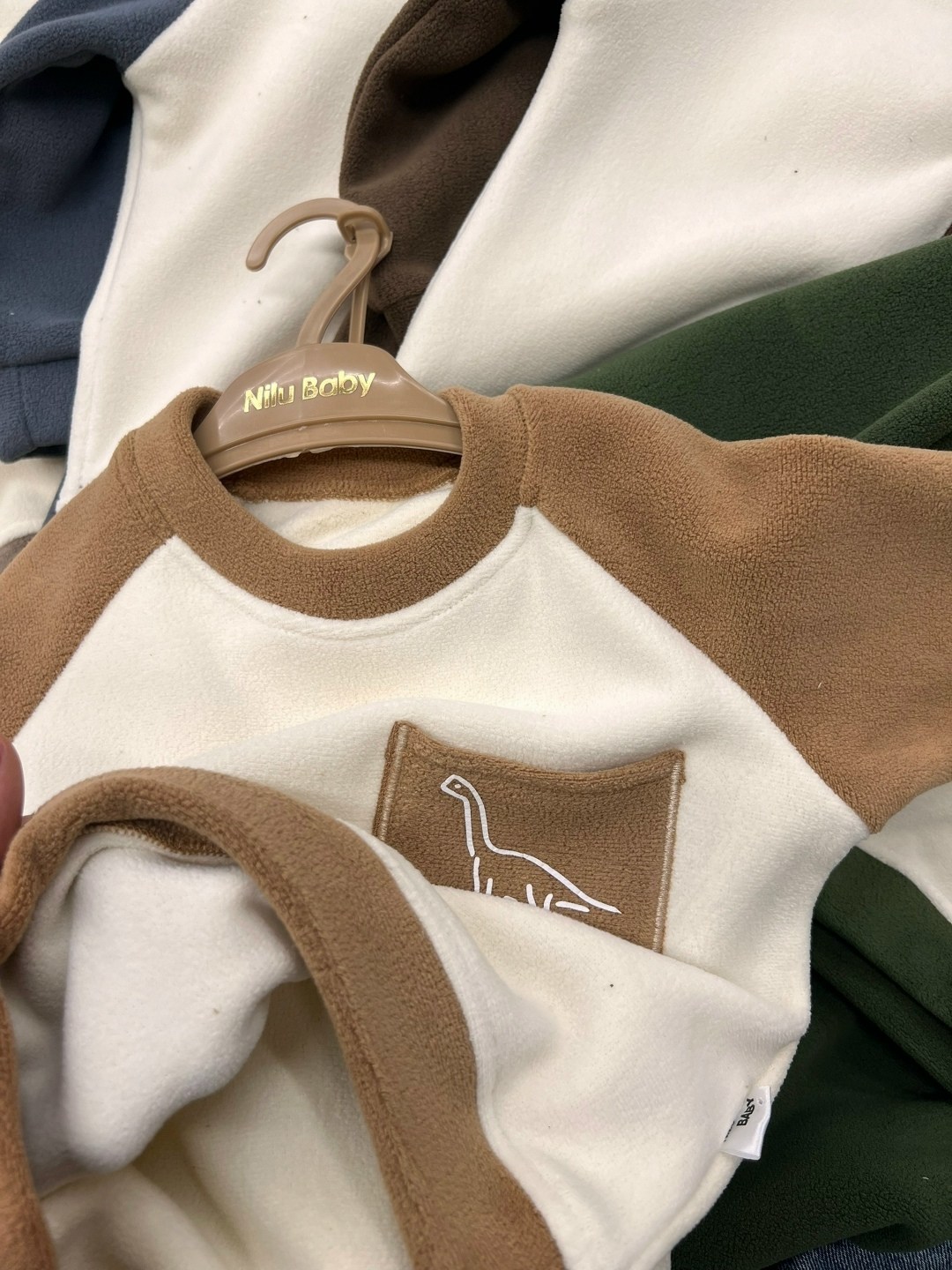 детские костюмы,детский костюм,костюм тройка детский,костюмчик,детские спортивные костюмы