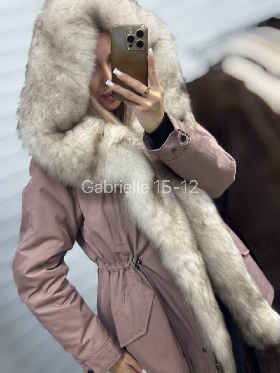 парка с натуральным мехом,парка с натуральным мехом женская,парка с мехом,женская парка с мехом,парка мех песец