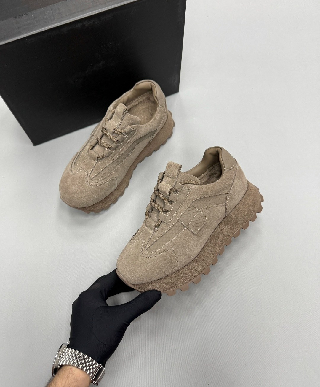 ,кроссовки коричневые женские,коричневые кроссовки,кроссовки замшевые,женские кроссовки