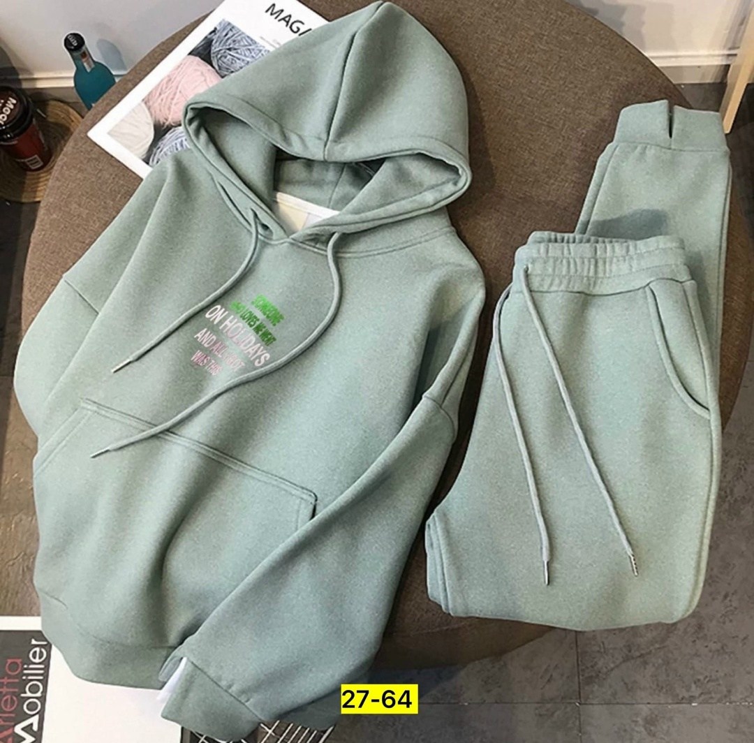 спортивные костюмы на флисе,костюм спортивный женский на флисе,костюм женский на флисе,спортивный костюм с капюшоном,костюм на флисе