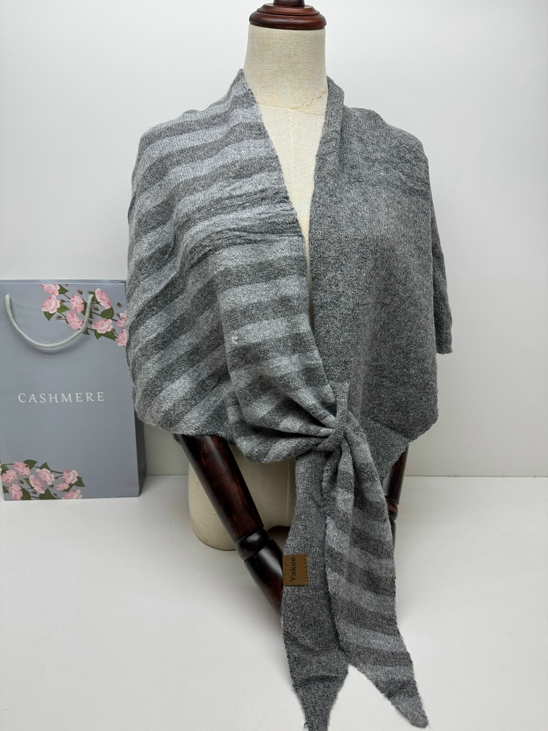 шарфы для женщин,шарф женские,вязаные шарфы,шарф пончо,накидка вязаная