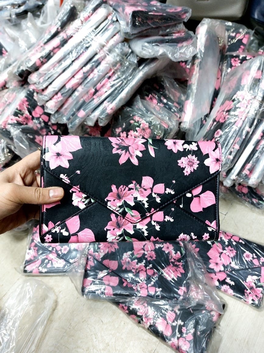 клатч,клатч женская,женские клатчи,сумочка клатч,сумочка стильная