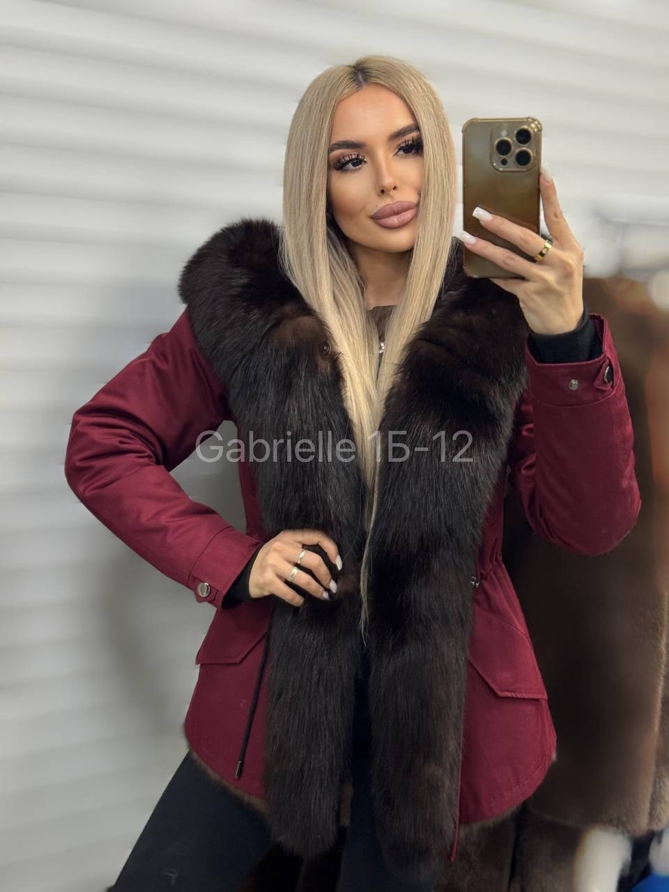 парка женская с натуральным мехом,парка с мехом,парка с натуральным мехом,красная парка с мехом,зимняя парка с мехом "сюзанна" бордо