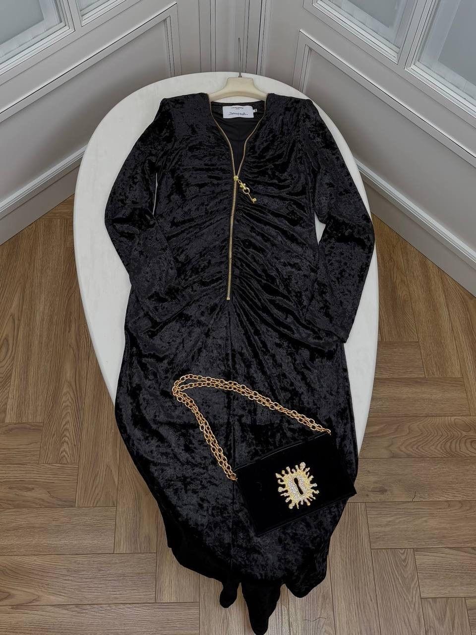 бархатное платье,элегантные платья,черное бархатное платье,платье из бархата,бархатное платье длинное