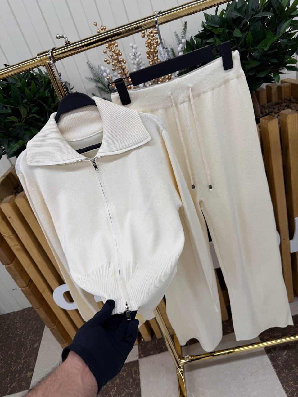 спортивный костюм brunello cucinelli,костюм brunello cucinelli,трикотажные костюмы,кашемировый костюм,вязаные костюмы