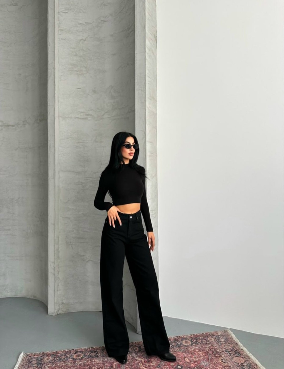 джинсы женские,брюки джинсы,широкие джинсы,широкие черные джинсы,джинсы повседневные