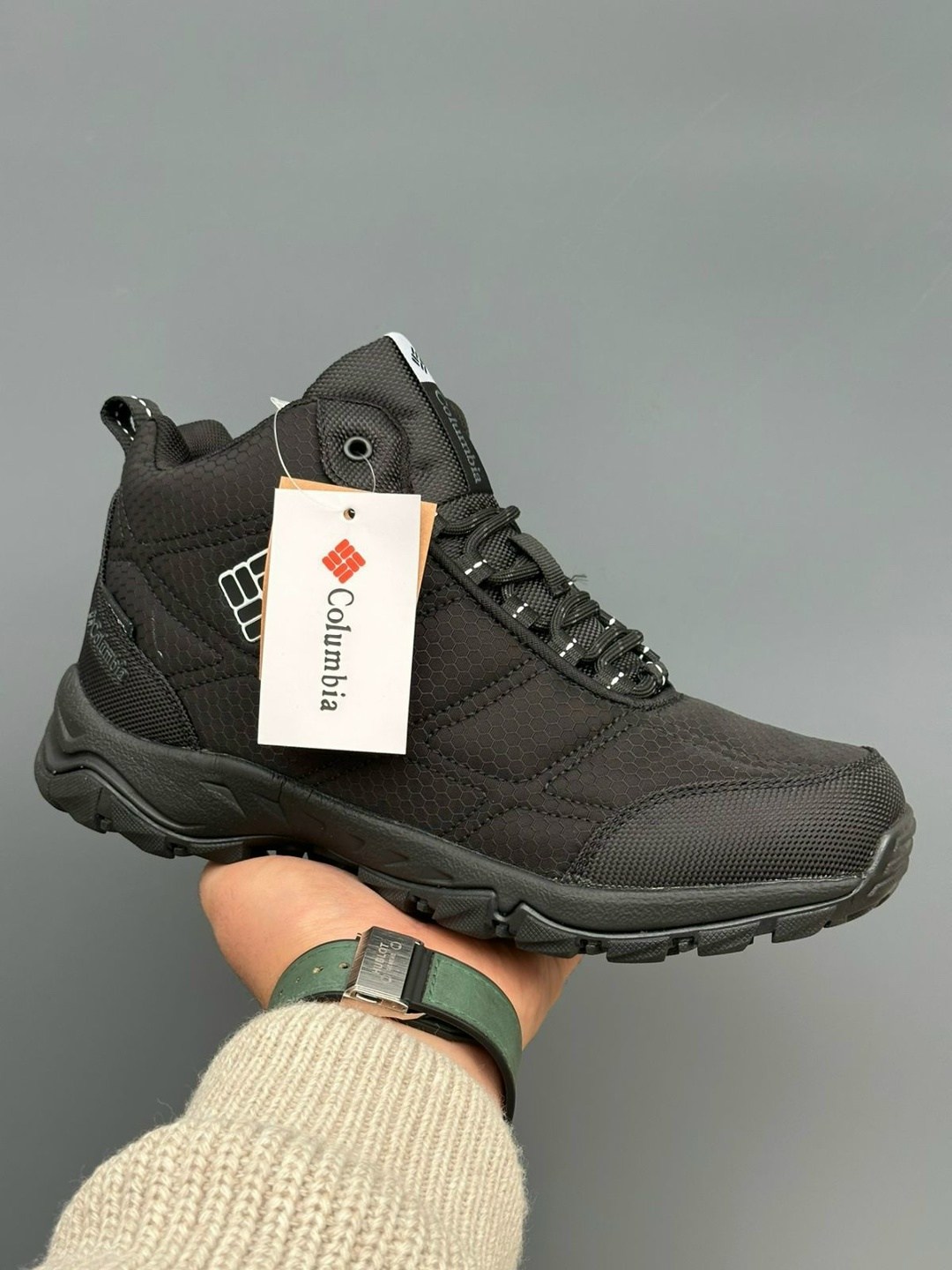 ботинки columbia,зимние ботинки columbia,мужские зимние кроссовки columbia,columbia кроссовки,зимние кроссовки коламбия спортмастер