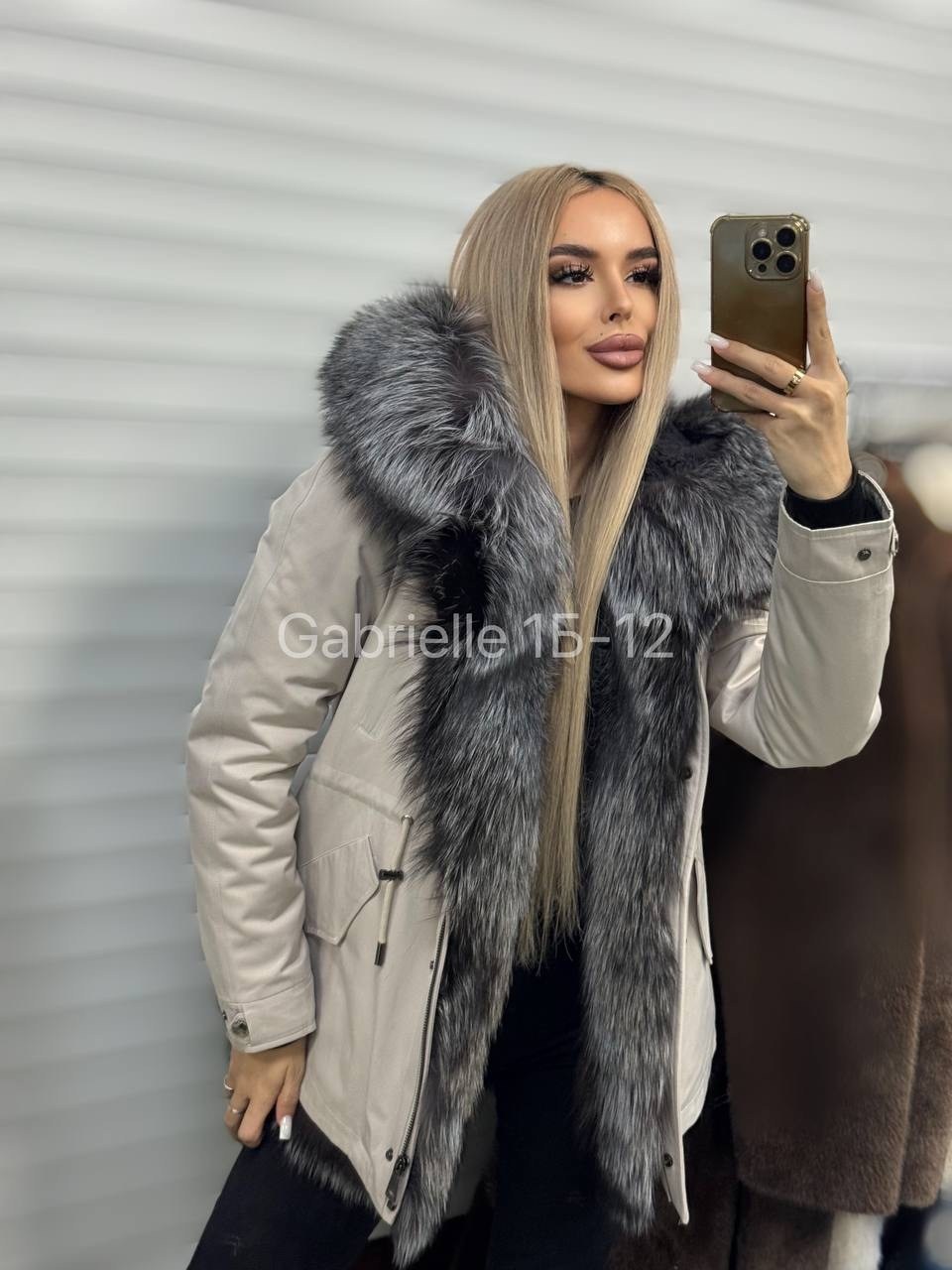 парка с натуральным мехом,парка с натуральным мехом женская,парка с мехом,парка с натуральным мехом чернобурки,парка с мехом женская