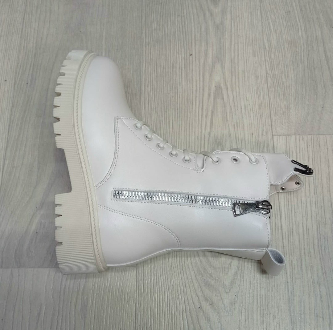 ,ботинки женские,ботинки модные,зимняя женская ,белые ботинки