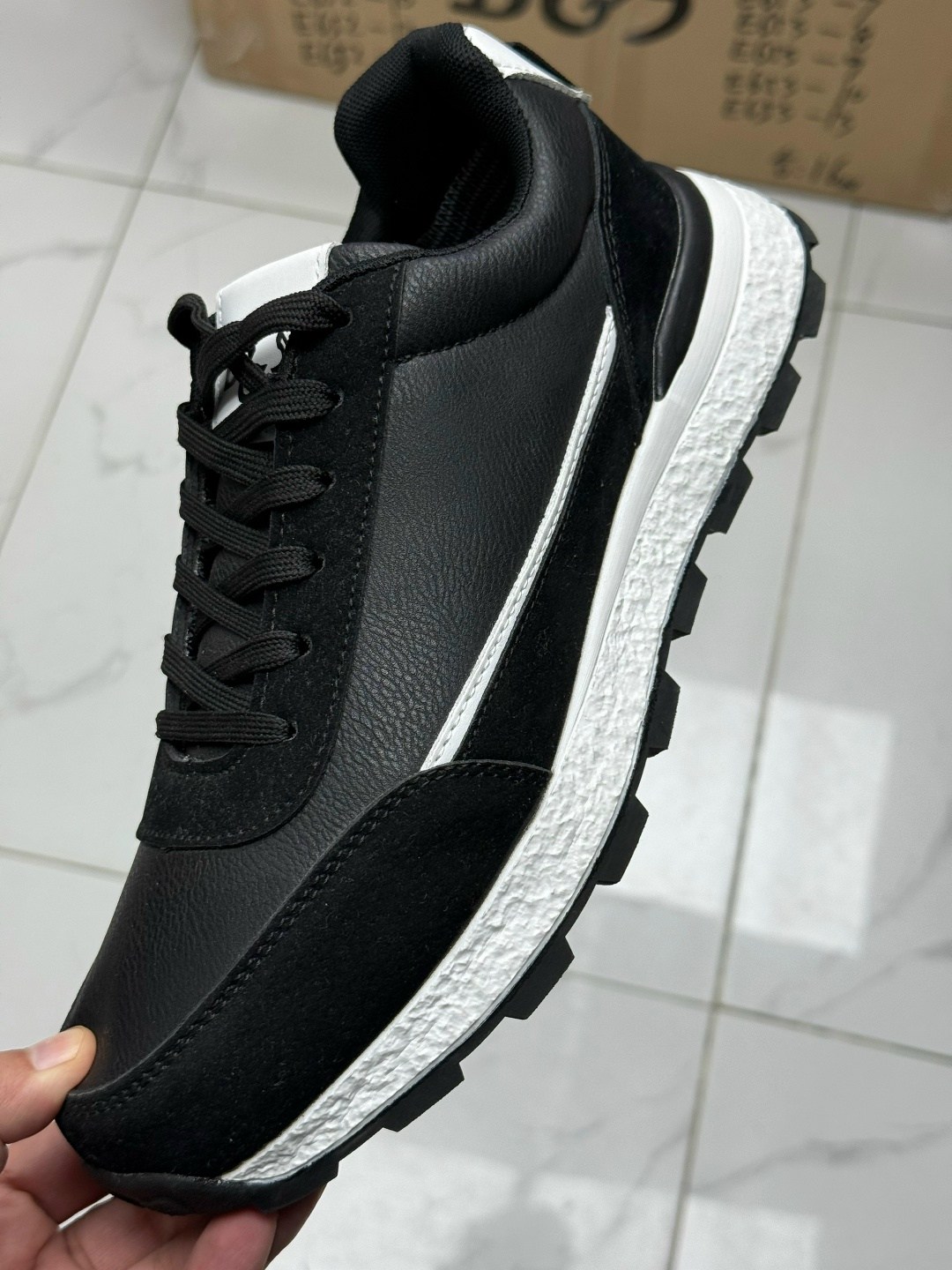 ,кроссовка мужской,кроссовки женскиe,черные кроссовки,мужская  кроссовки