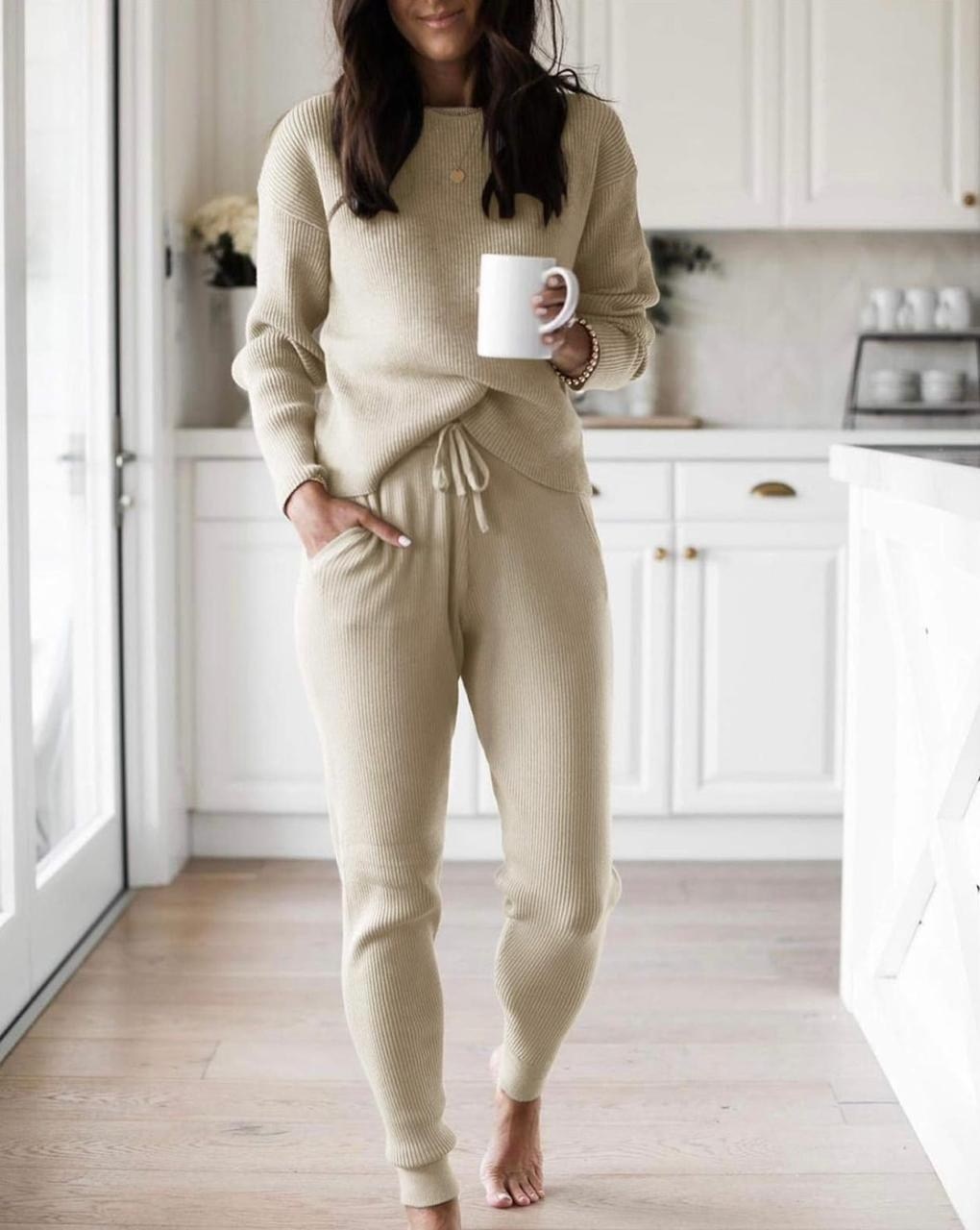 костюм вязаный женский,трикотажные костюмы,casual outfit,домашние костюмы,женский костюм с брюками