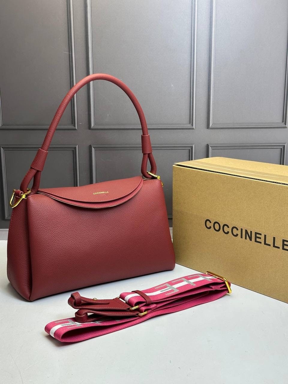 сумки coccinelle,сумка женская,сумка,женская брендовая сумка,сумочка женская