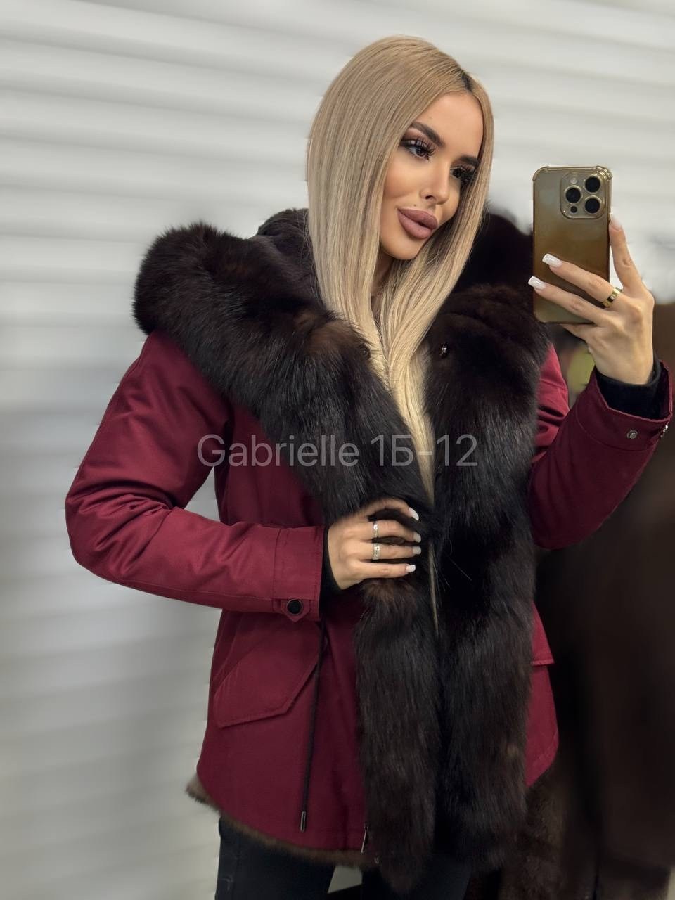 парка женская с натуральным мехом,парка с мехом,парка с натуральным мехом,красная парка с мехом,зимняя парка с мехом "сюзанна" бордо