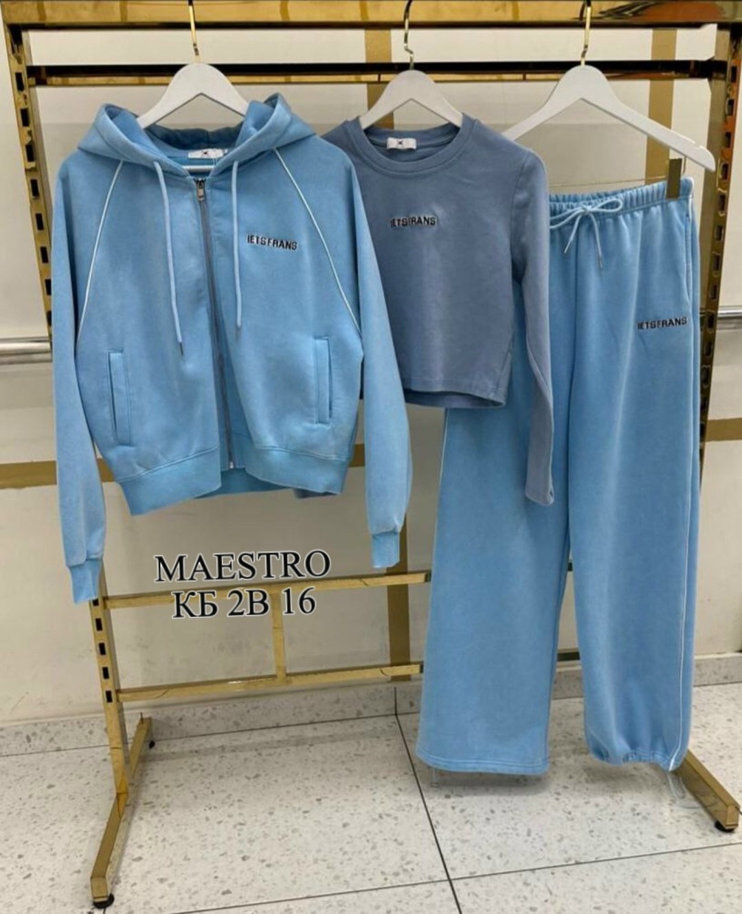 костюм на флисе,велюровые костюмы,спортивные костюм,женский спортивный костюм,спорт костюм