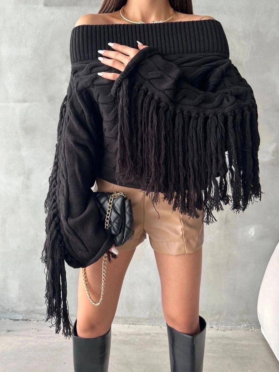 вязаные свитера,свитер с бахромой,свитер с открытыми плечами,модные свитера,кофта с бахромой