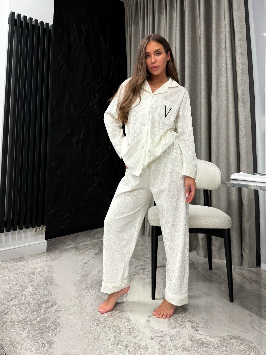 пижамы женски,пижамные костюмы,костюм в пижамном стиле,пижама белая,пижама женская шелковая cо штанами