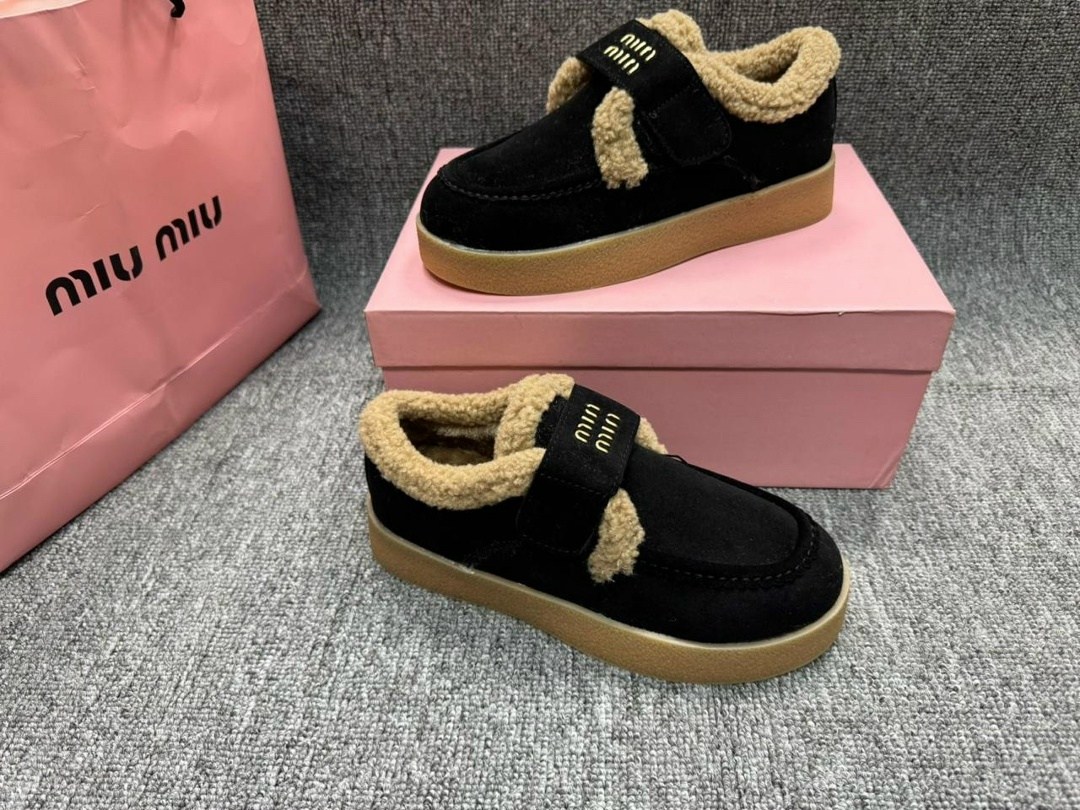 , женская,зимняя ,теплая ,брендовая