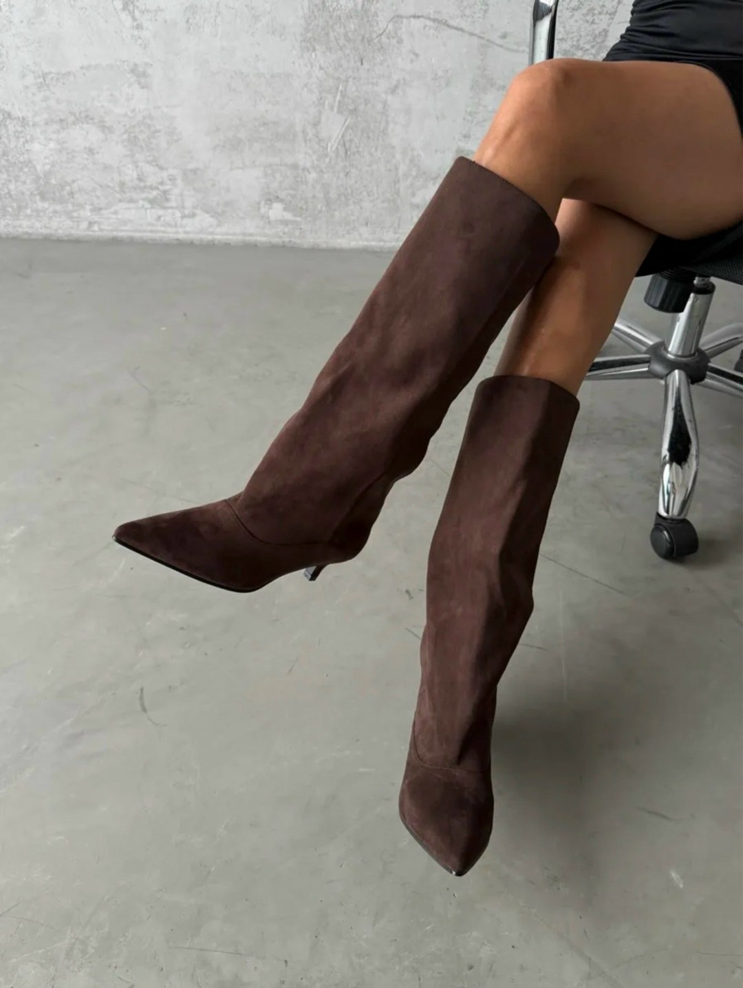 замшевые сапоги,элегантные сапоги,высокие сапоги,сапоги из натуральной замши,коричневые сапоги