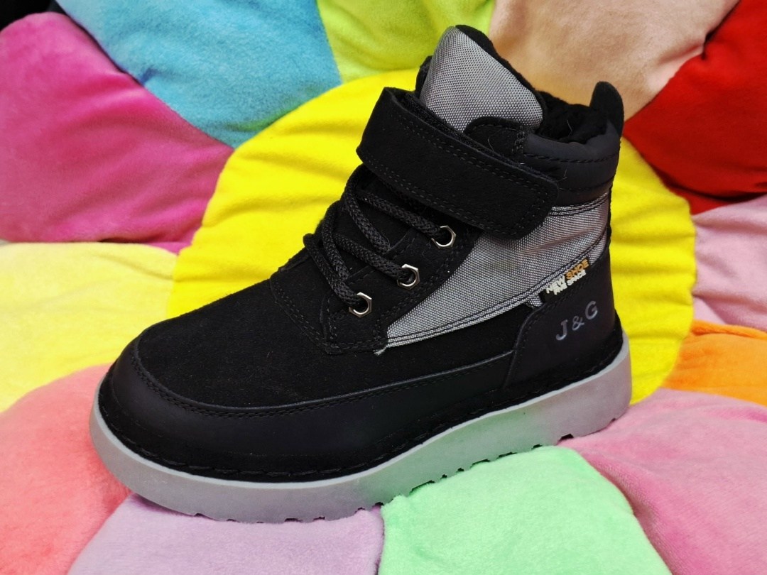 ,ботинки ugg,демисезонная ,ботинки мальчикам,детские ботинки бартек зимние