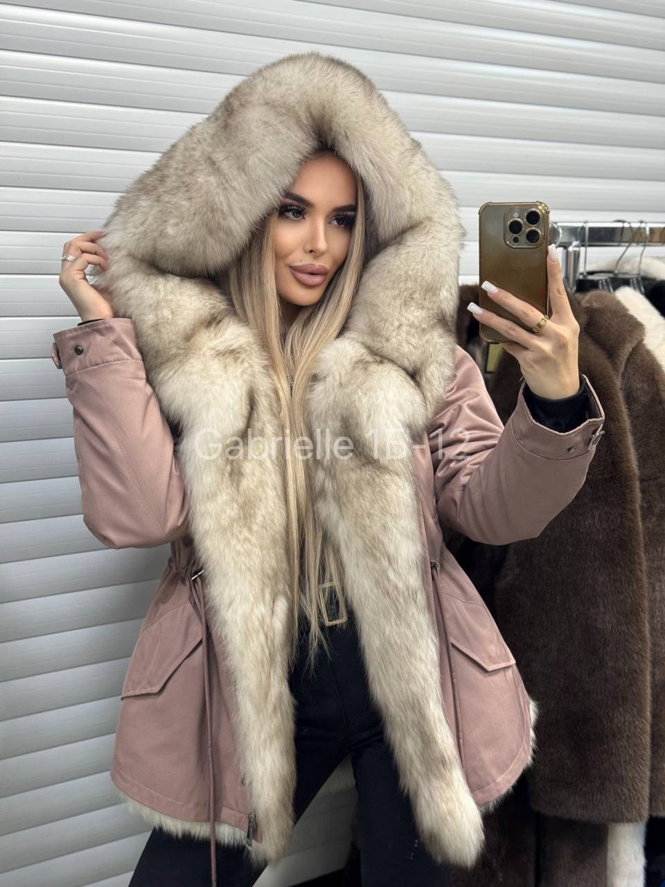 парка с натуральным мехом,парка с натуральным мехом женская,парка с мехом,женская парка с мехом,парка мех песец