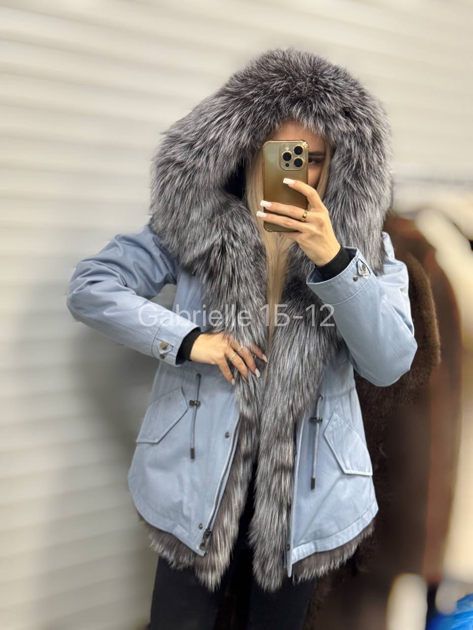 парка с натуральным мехом,парка с мехом,парка с натуральным мехом чернобурки,парка с натуральным мехом женская,парка с мехом женская