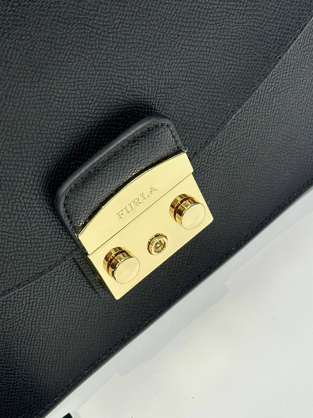 женская сумка furla,сумка фурла,сумки,сумка furla,сумка фурла метрополис