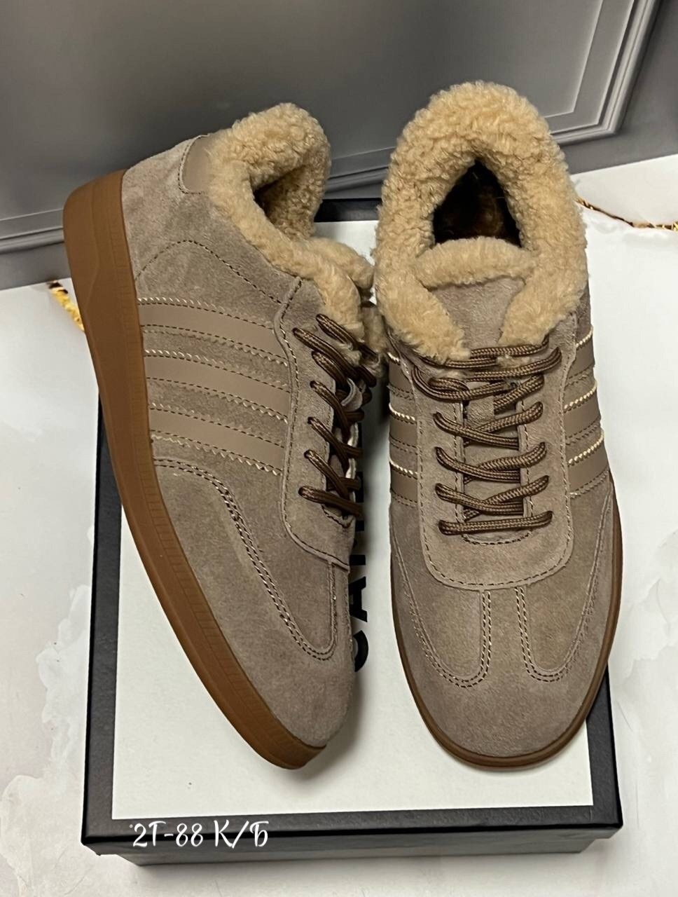 , теплая,повседневная ,спортивная ,кроссовки женскиe