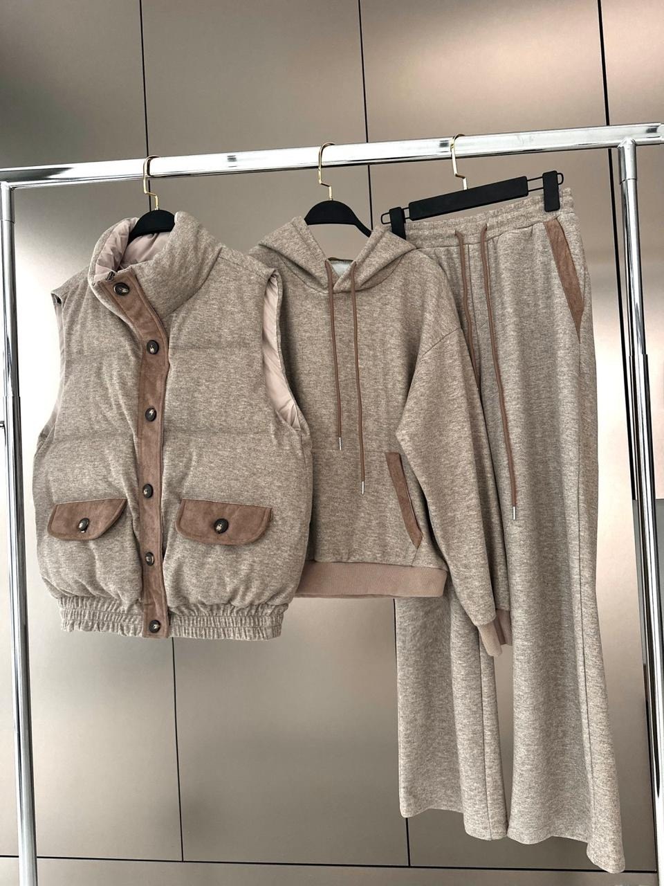 костюм тройка женский,костюм тройка,костюм на флисе,серый костюм тройка,костюм тройка с курткой