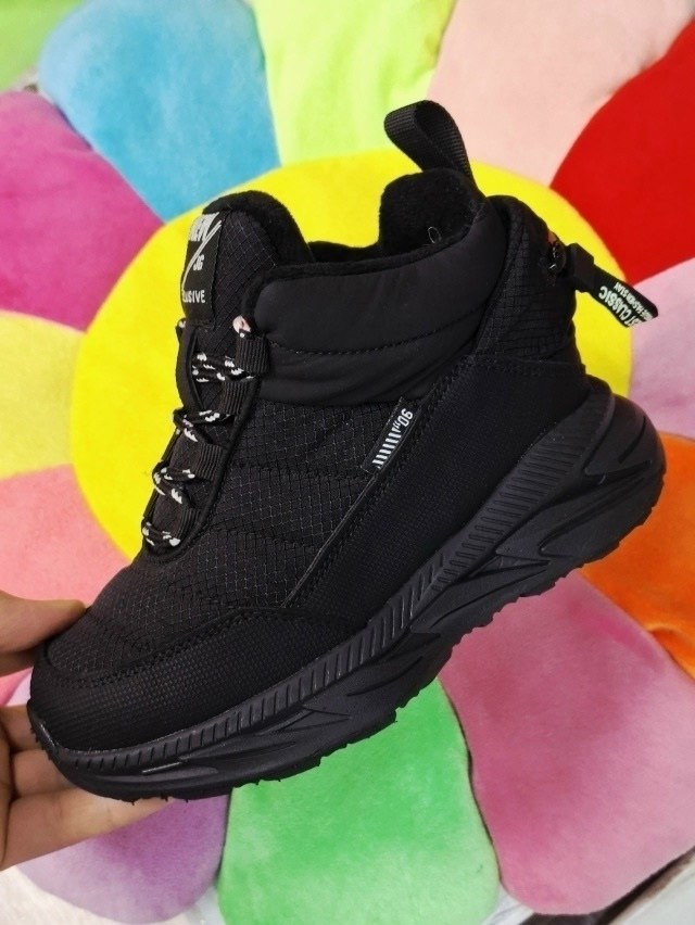 ,треккинговые ботинки стробс,зимние ботинки для мальчика,ботинки трекинговые strobbs,зимняя