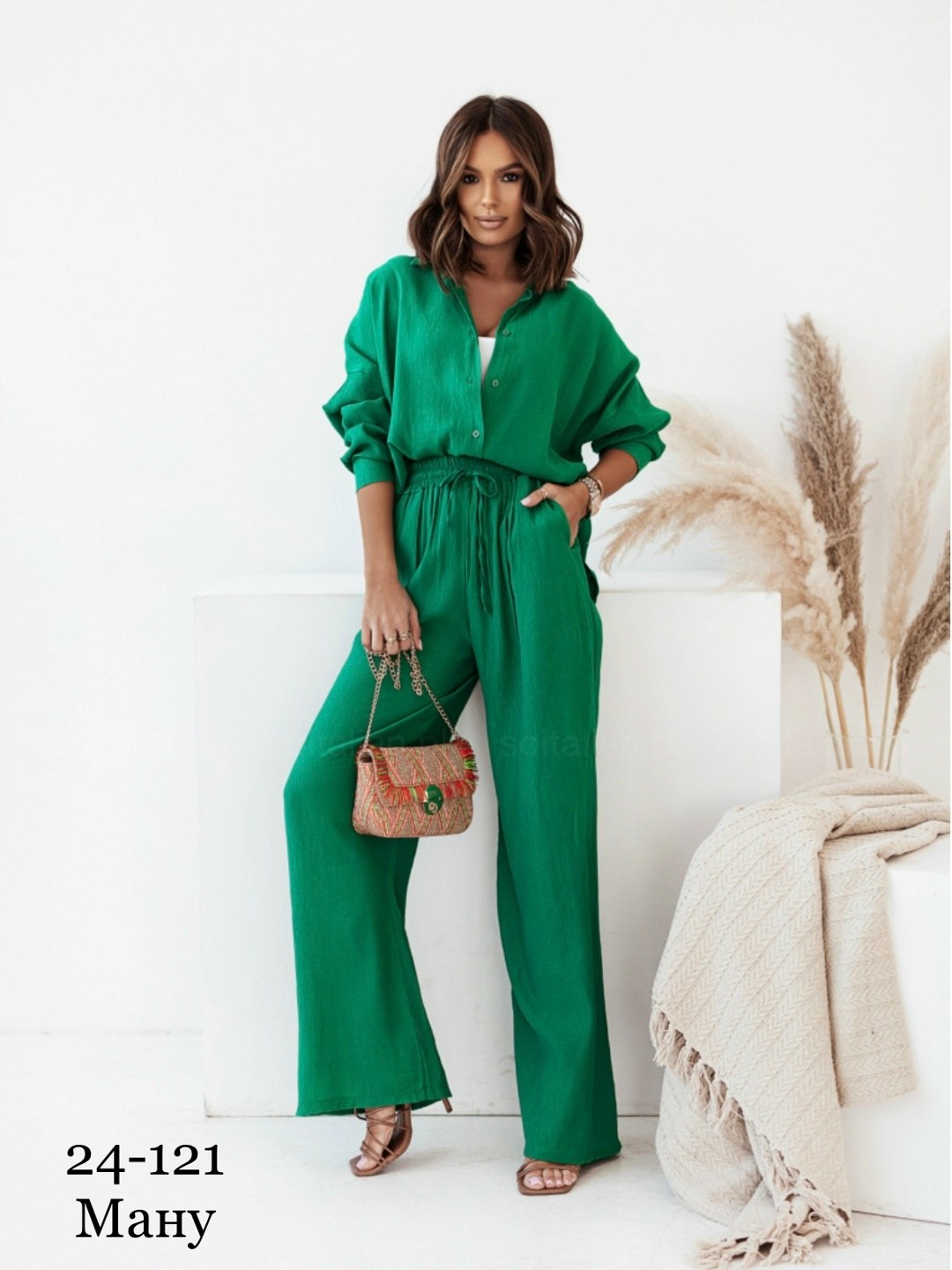 розовый брючный костюм,костюмы женские брючные,костюмы женские,розовый костюм женский,костюмы брючные