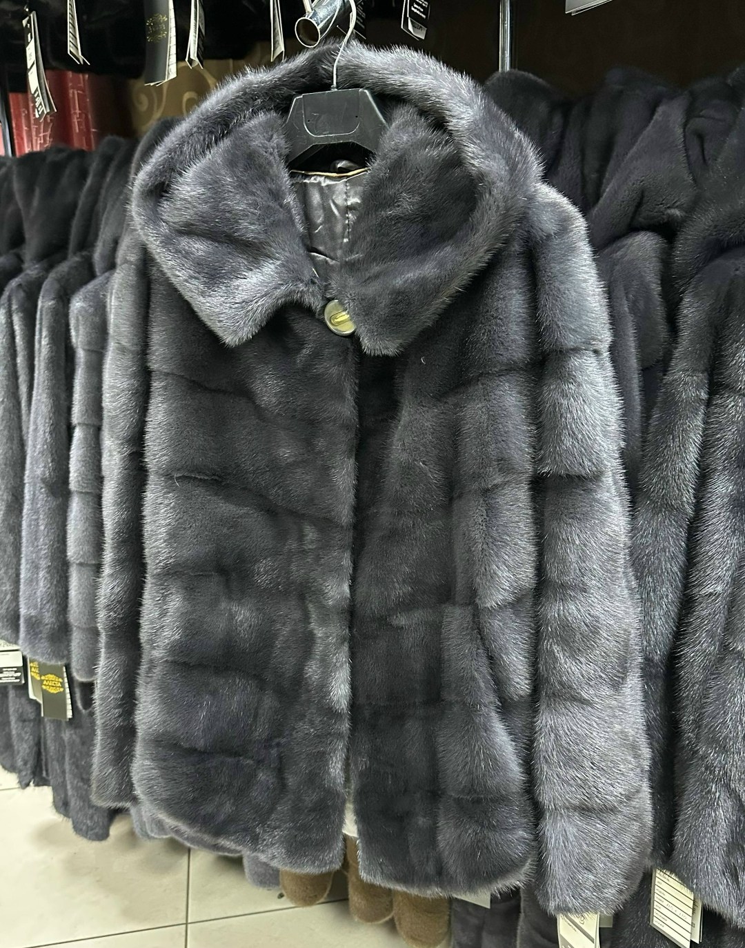 шуба норка,шуба норковая,норковая шуба серая,шуба норковая с капюшоном,шуба норковая графит