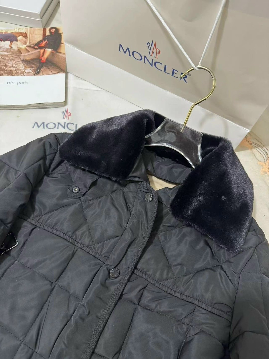 пуховик moncler женский,пуховик moncler,куртка демисезонная,куртка модная,куртка пуховик