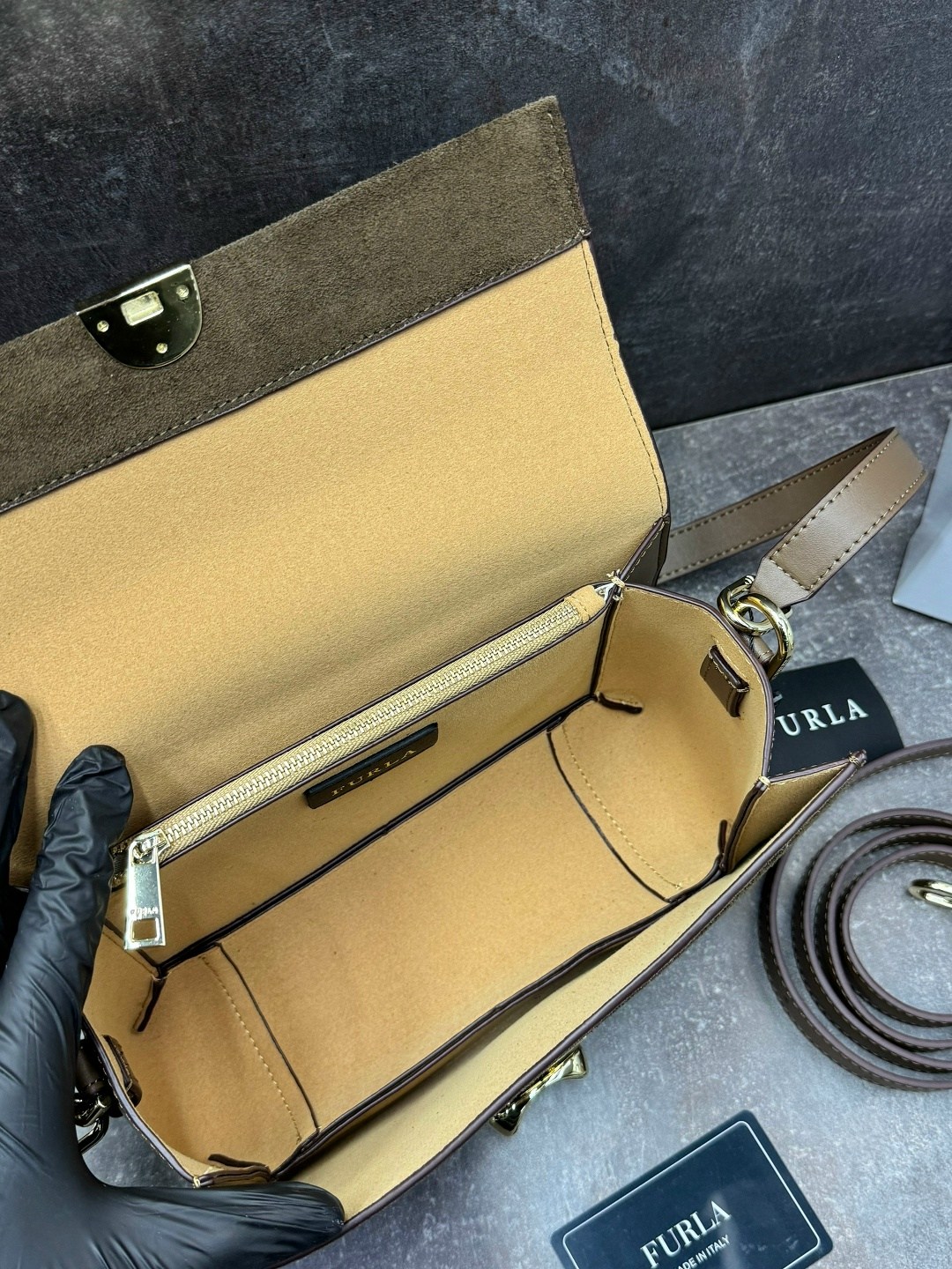 замшевая сумка,сумки,замшевая сумка женская,сумка женская furla,сумка