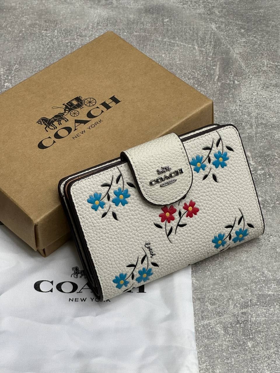 женский кошелек coach,женские кошельки,кошелек брендовый,coach кошелек,брендовый кошелек coach