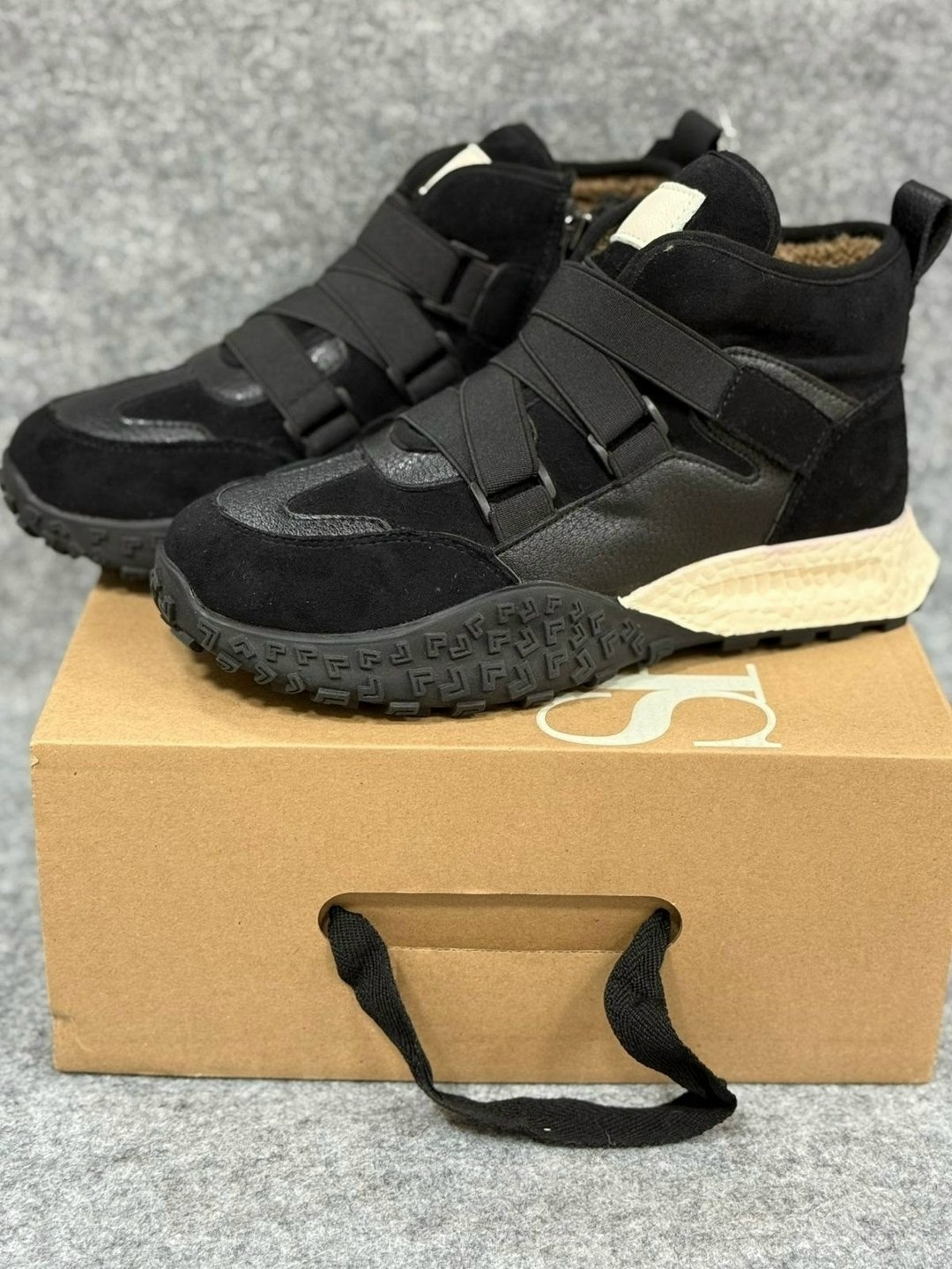 ,женская , повседневные, женская зимняя,замшевые кроссовки