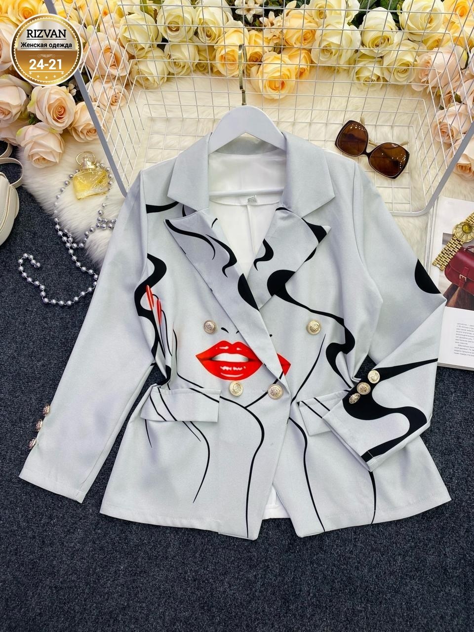 стильный пиджак,шикарный пиджак,женский пиджак,пиджак,модная