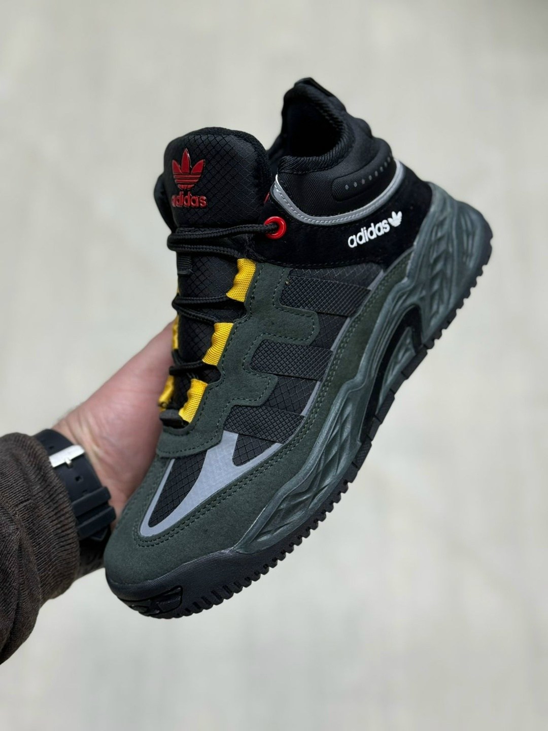 зимние кроссовки adidas niteball hi,зимние кроссовки adidas niteball,кроссовки adidas,зимние кроссовки adidas,кроссовки мужские adidas